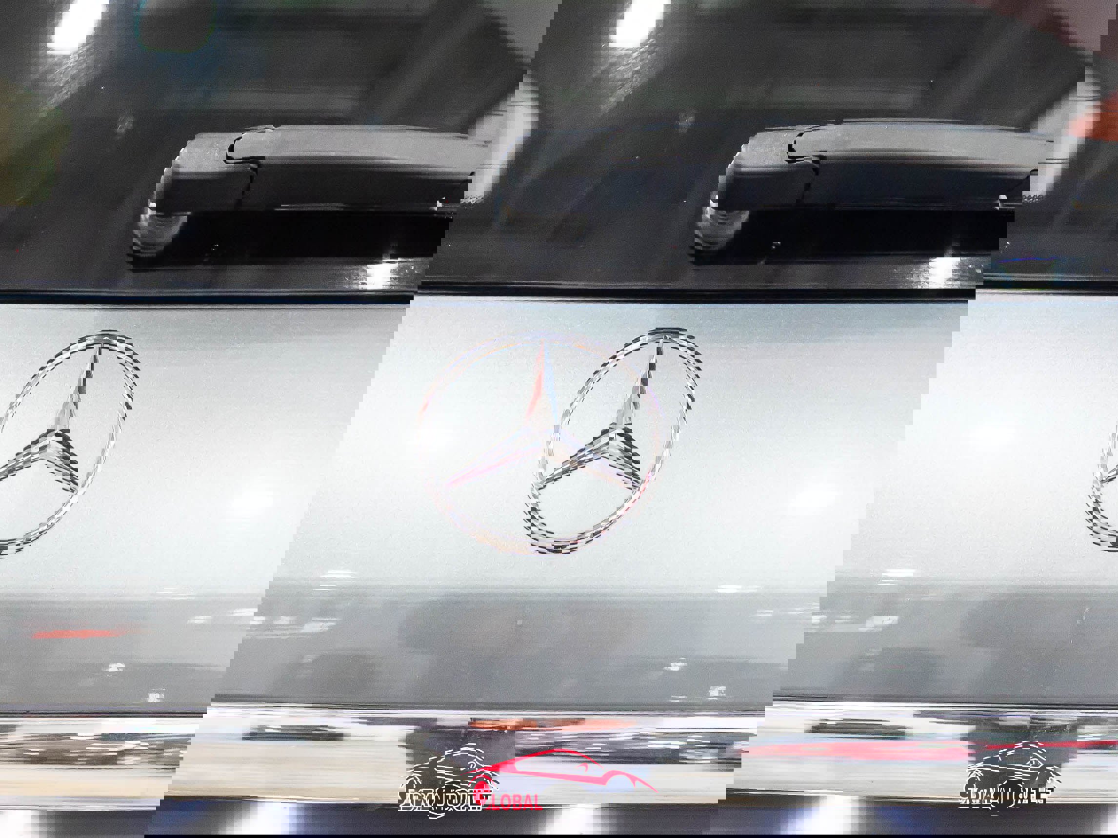 Used 2018 Mercedes-Benz GLS 550 4MATIC w/ Driver Assistance Package image 50