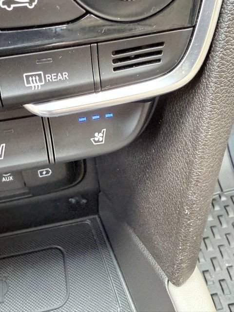 Used 2019 Hyundai Santa Fe AWD image 48