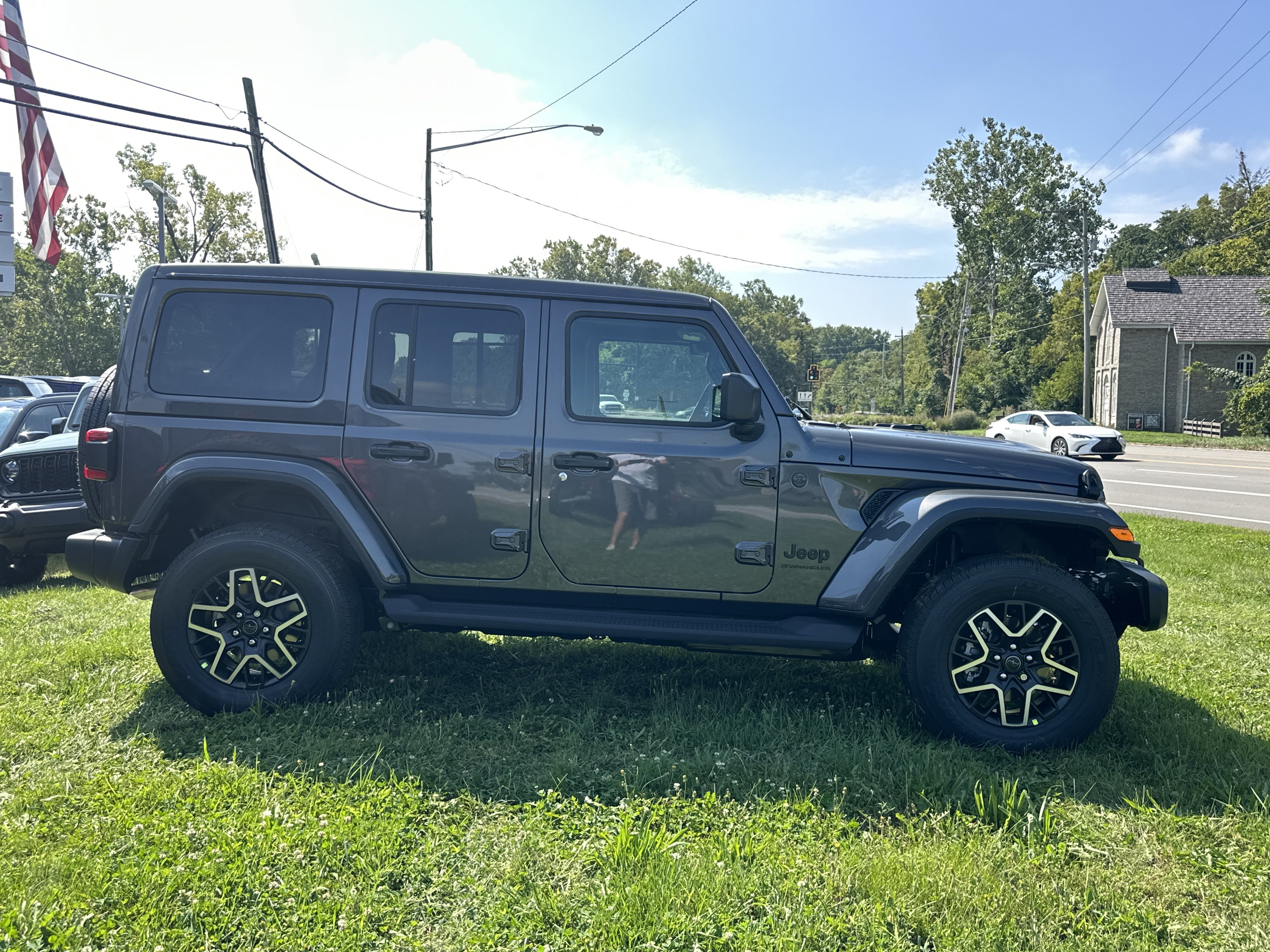 New 2027 Jeep Wrangler Unlimited Sahara AWD/4WD image 19