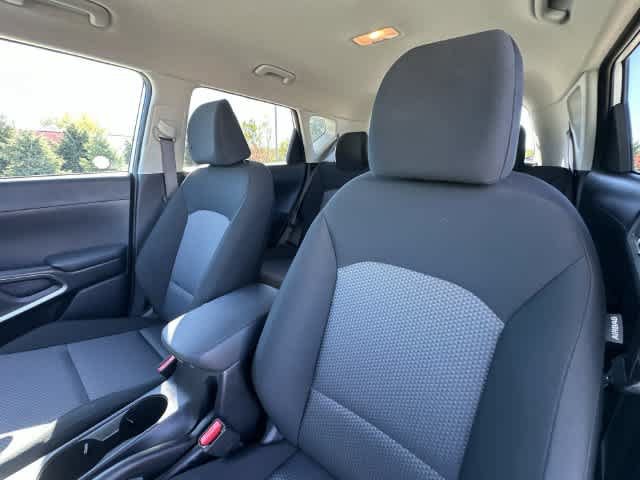 Used 2025 Kia Soul LX w/ LX Technology Package FWD image 14