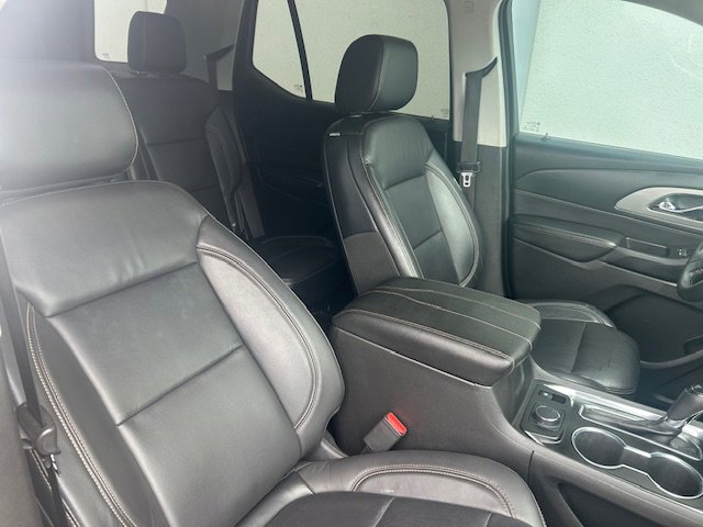 Used 2018 Chevrolet Traverse RS FWD image 8