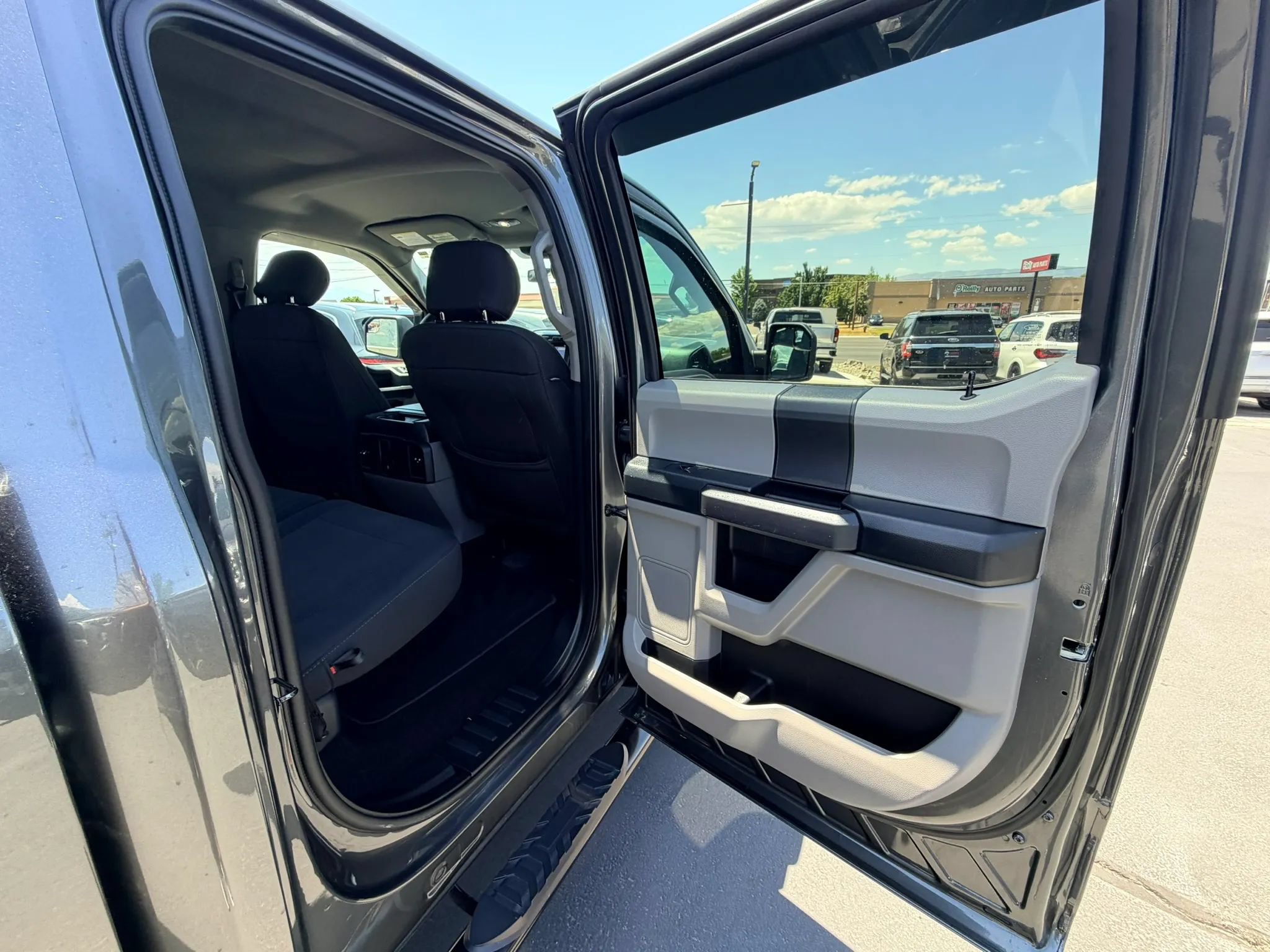 Used 2019 Ford F150 XL w/ Equipment Group 101A Mid AWD/4WD image 21