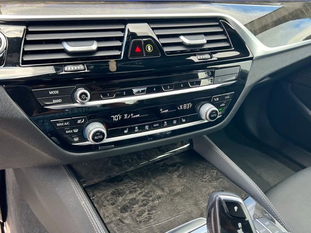 Used 2021 BMW 540i xDrive w/ M Sport Package AWD/4WD image 20