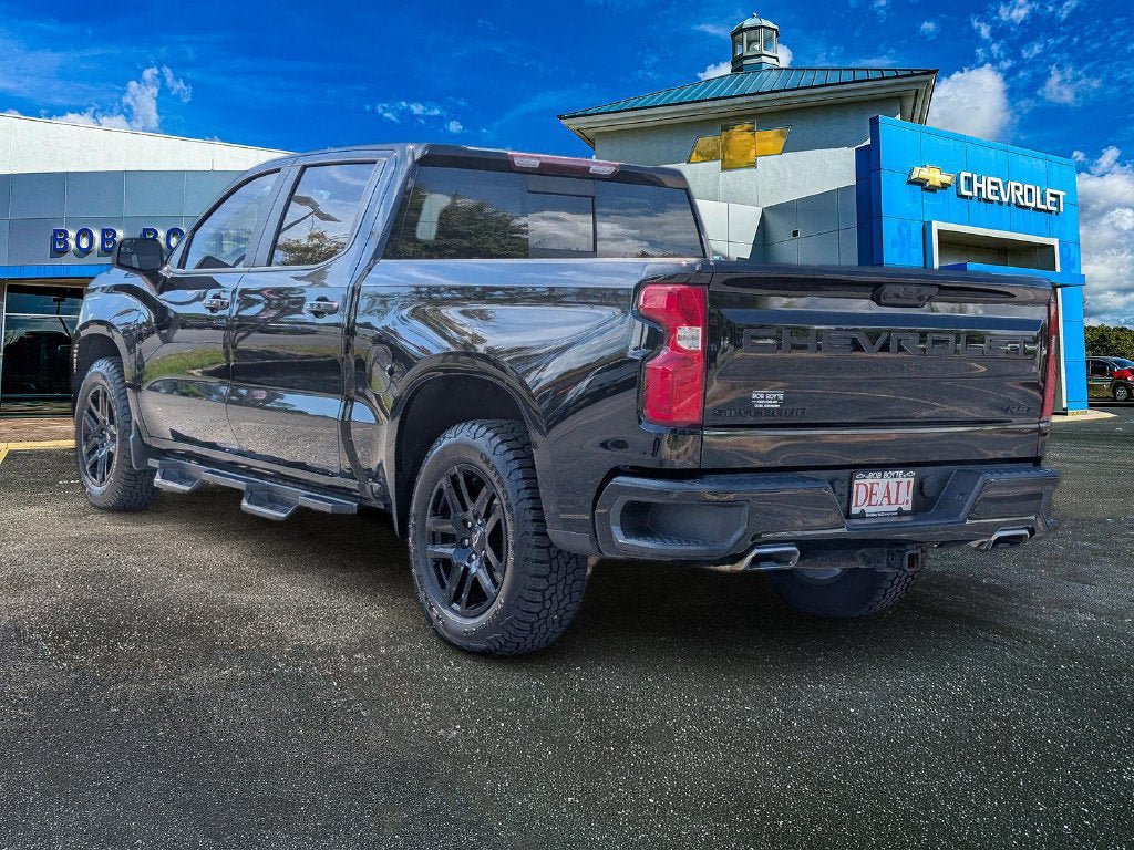 Used 2023 Chevrolet Silverado 1500 RST w/ Convenience Package II AWD/4WD image 5