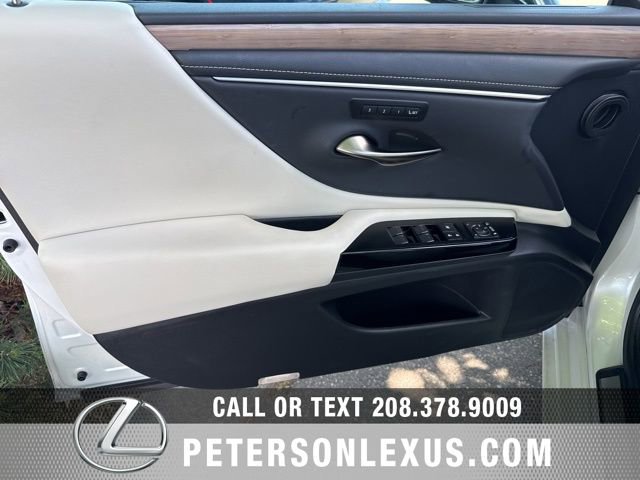Used 2023 Lexus ES 250 w/ Premium Package AWD/4WD image 21