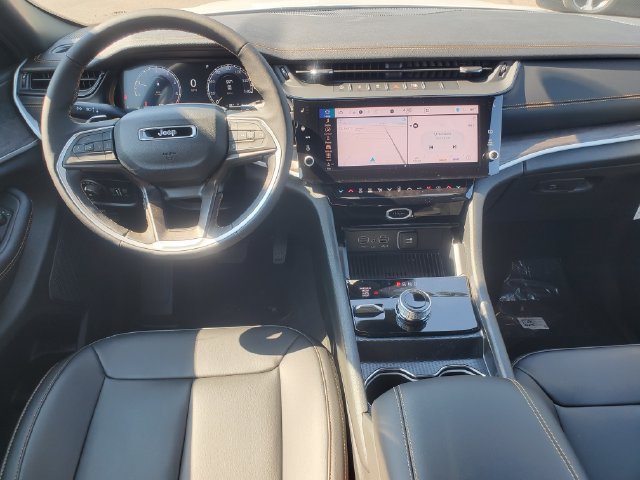 New 2026 Jeep Grand Cherokee L Limited AWD/4WD image 17