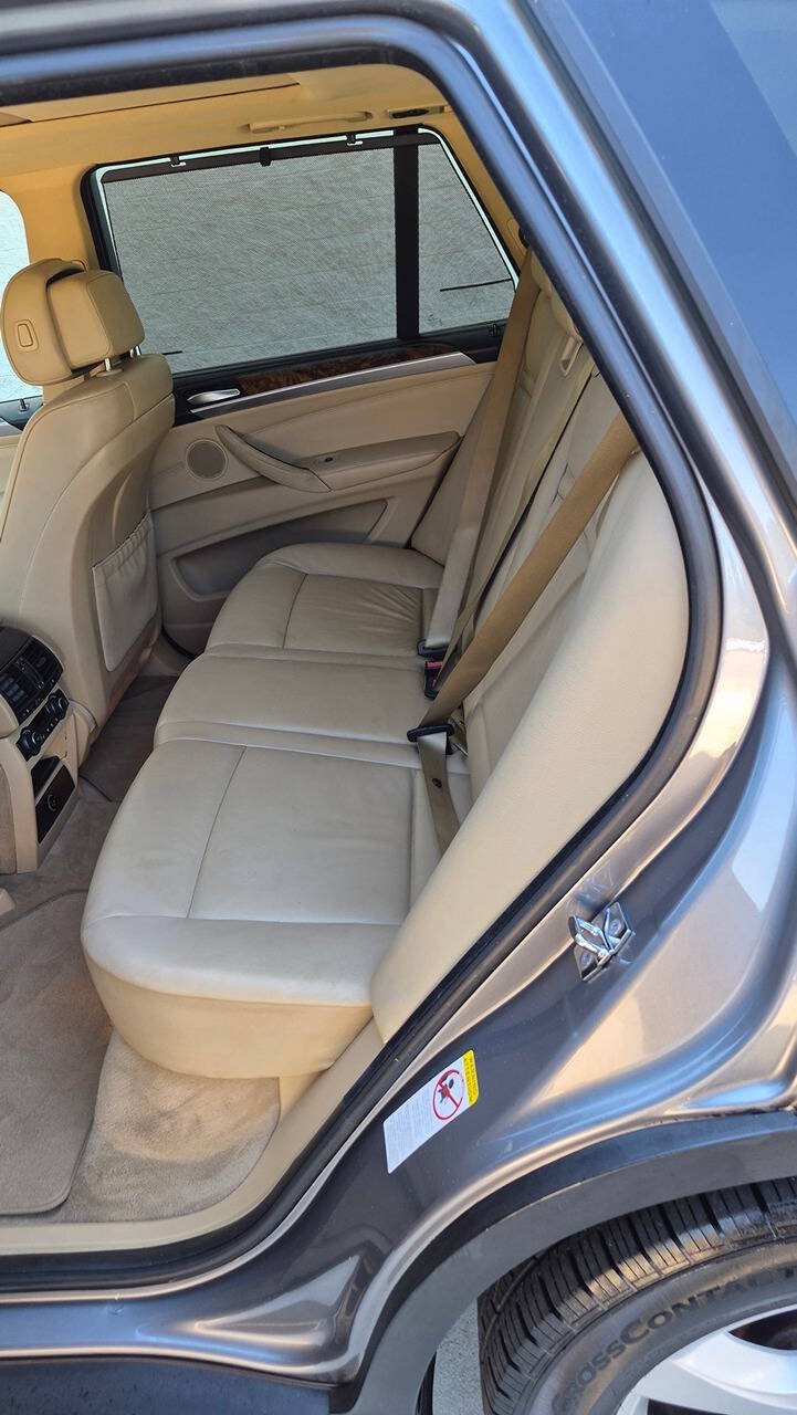 Used 2009 BMW X5 xDrive30i w/ Premium Pkg AWD/4WD image 46