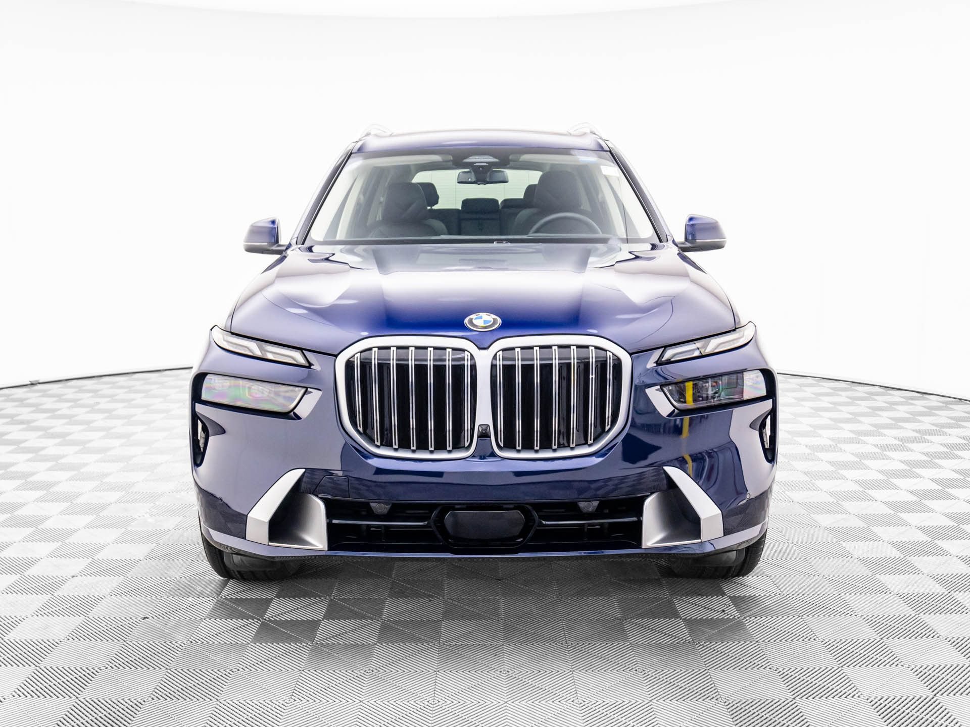 Certified 2026 BMW X7 xDrive40i w/ Premium Package AWD/4WD image 9