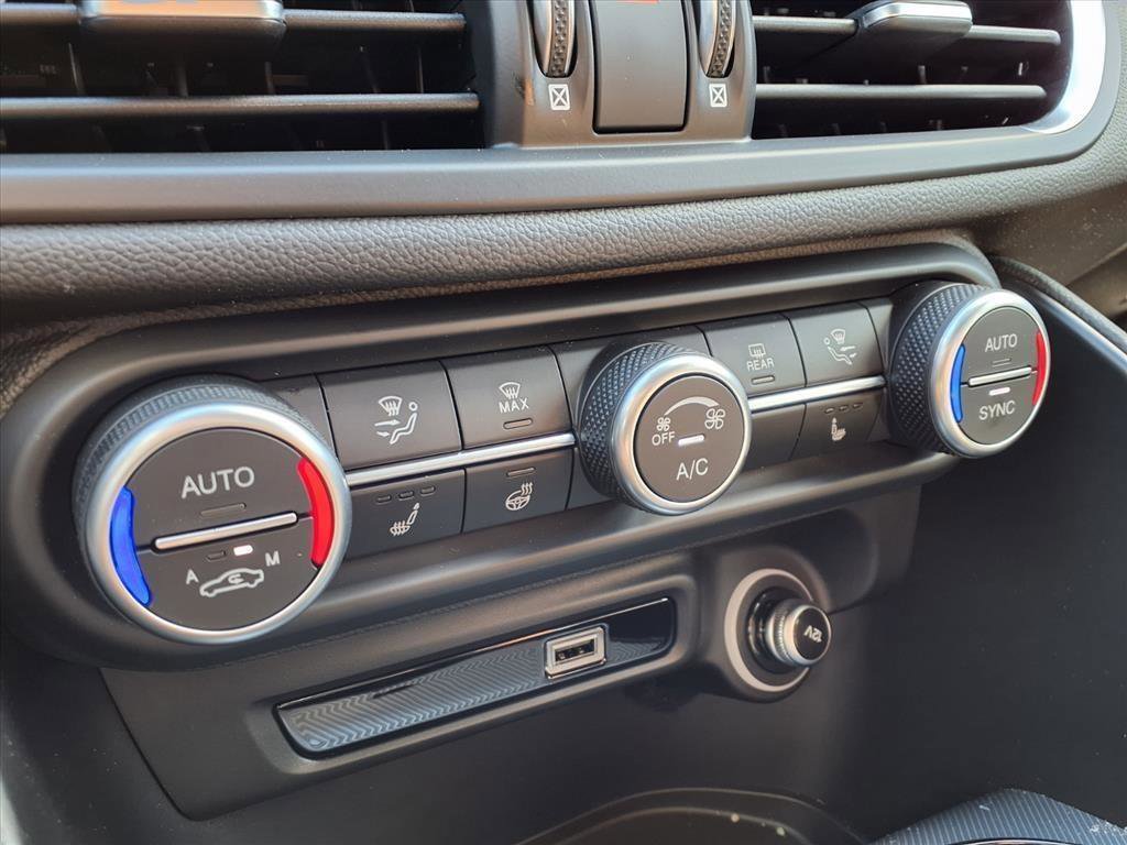 New 2025 Alfa Romeo Giulia image 15