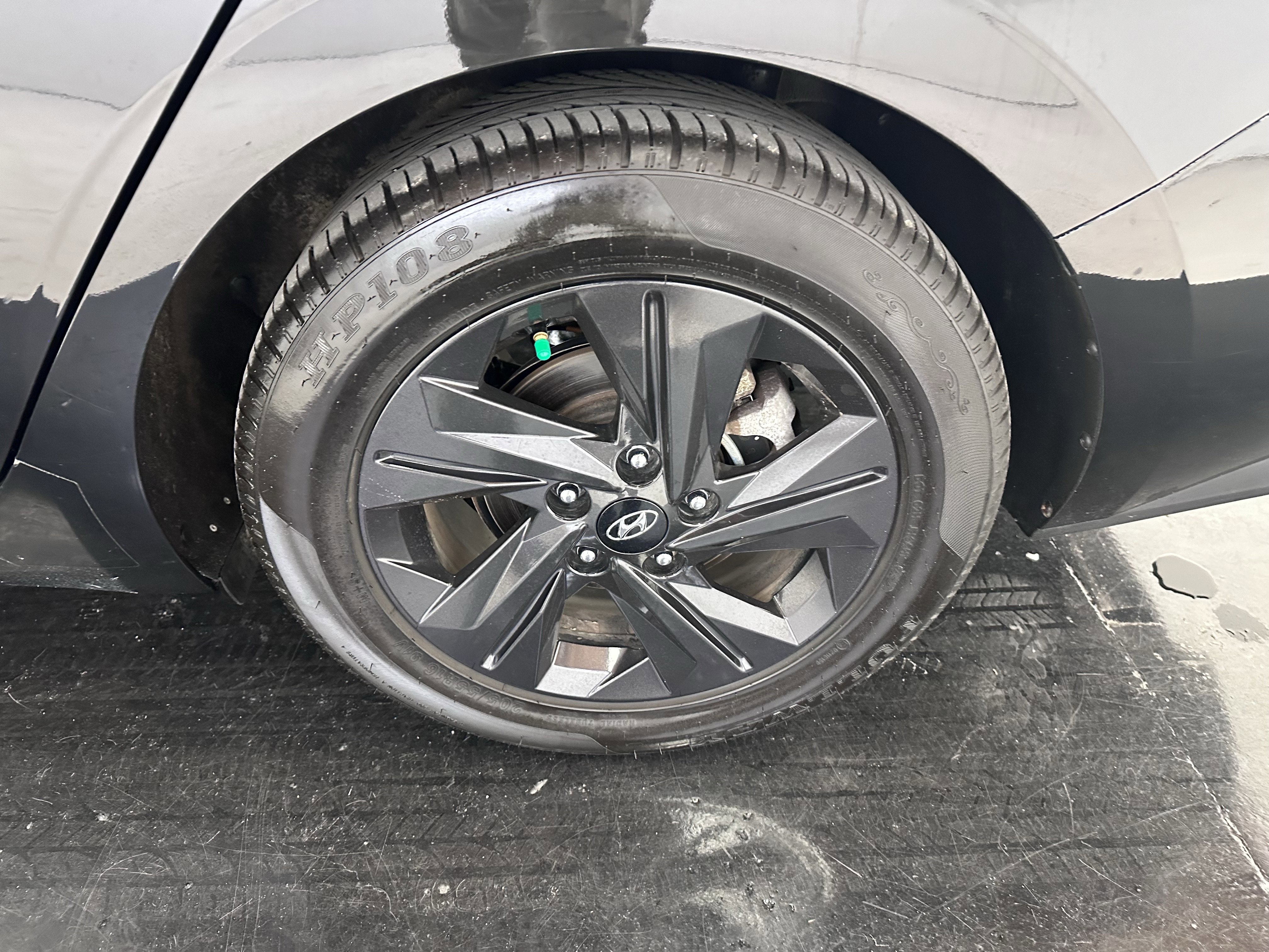 Used 2021 Hyundai Elantra SEL image 22