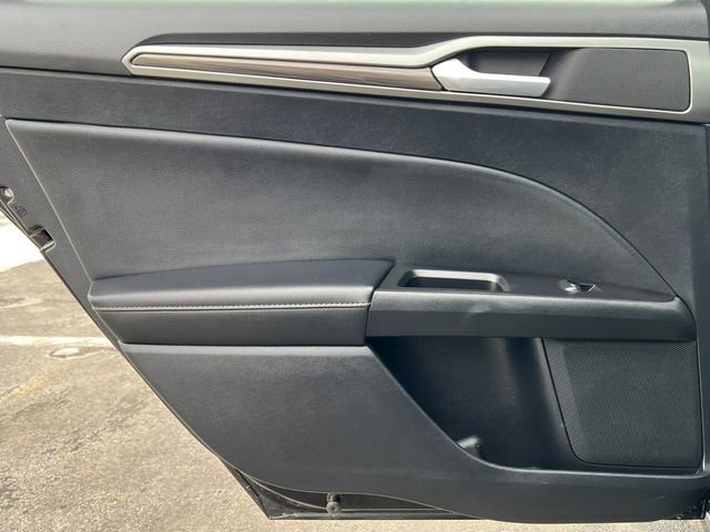 Used 2020 Ford Fusion SEL image 34