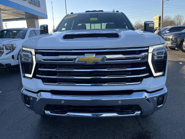 New 2026 Chevrolet Silverado 3500 LTZ w/ LTZ Premium Package image 10