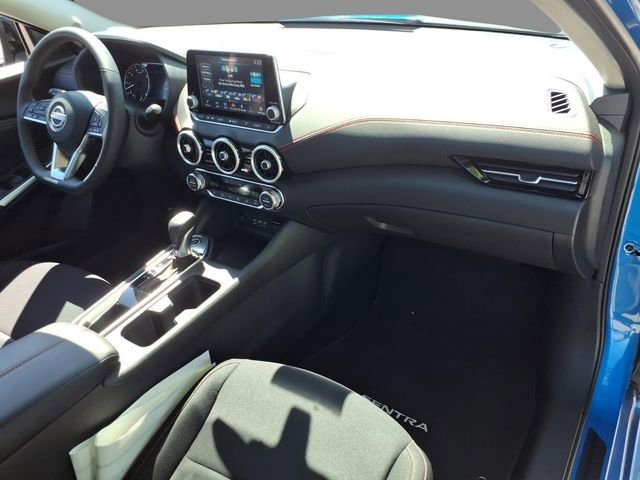 Used 2025 Nissan Sentra SR image 12
