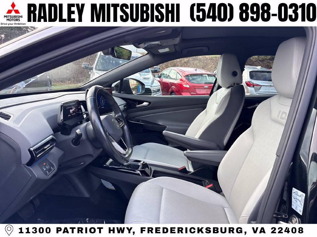 Used 2022 Volkswagen ID.4 Pro S w/ Gradient Package RWD image 3