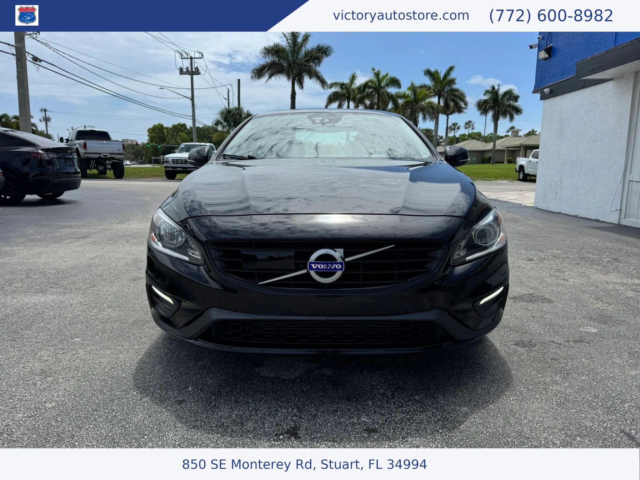 Used 2018 Volvo S60 T5 Dynamic w/ Vision Package FWD image 2