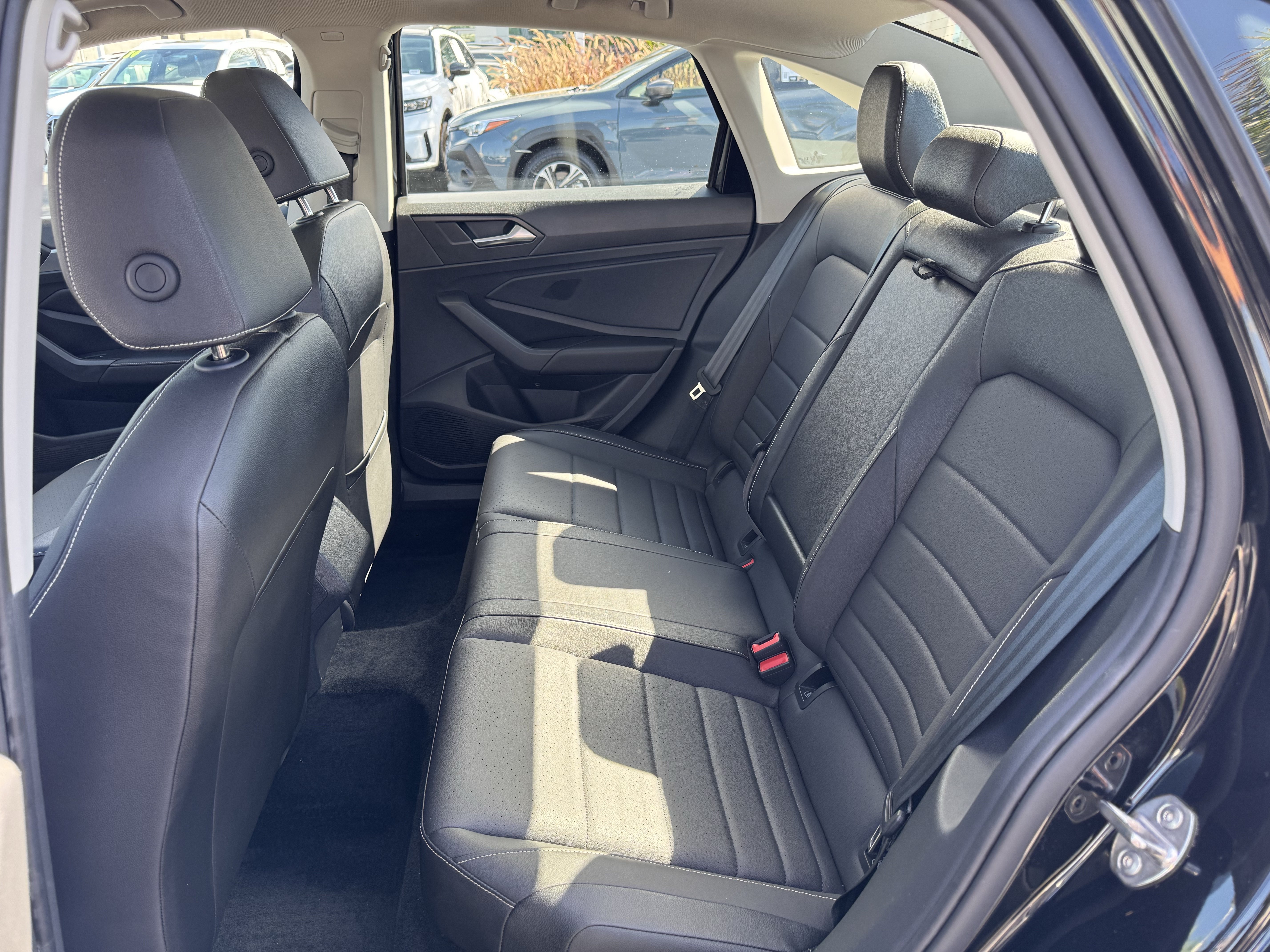 Certified 2024 Volkswagen Jetta SE FWD image 30