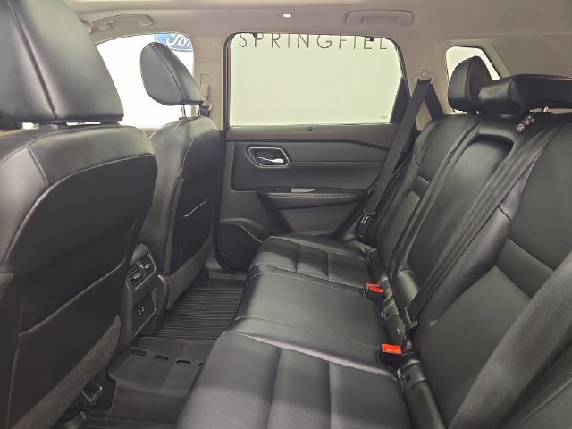 Used 2021 Nissan Rogue SV w/ Premium Package AWD/4WD image 17