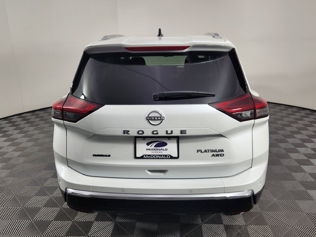 New 2026 Nissan Rogue Platinum AWD/4WD image 4