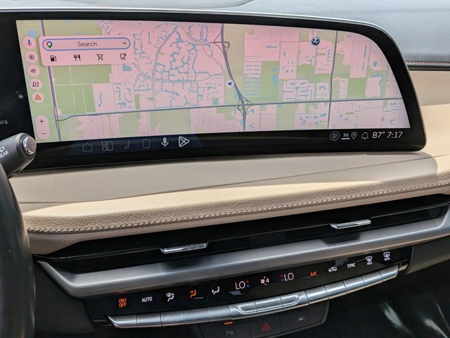 Used 2024 Cadillac XT4 Luxury FWD image 13