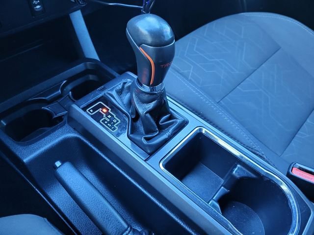 Used 2017 Toyota Tacoma TRD Sport image 28