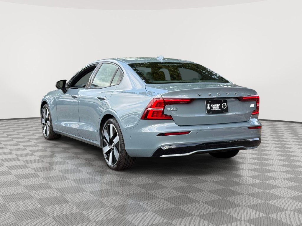 Certified 2024 Volvo S60 T8 Ultimate w/ Climate Package AWD/4WD image 5