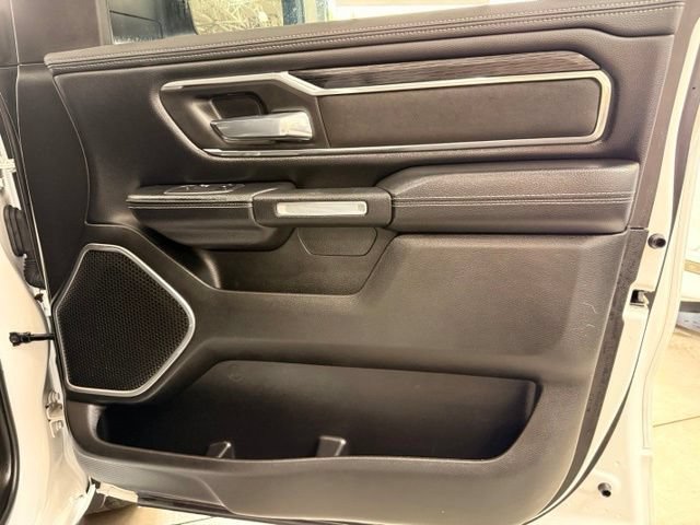Used 2023 RAM 1500 Laramie AWD/4WD image 25