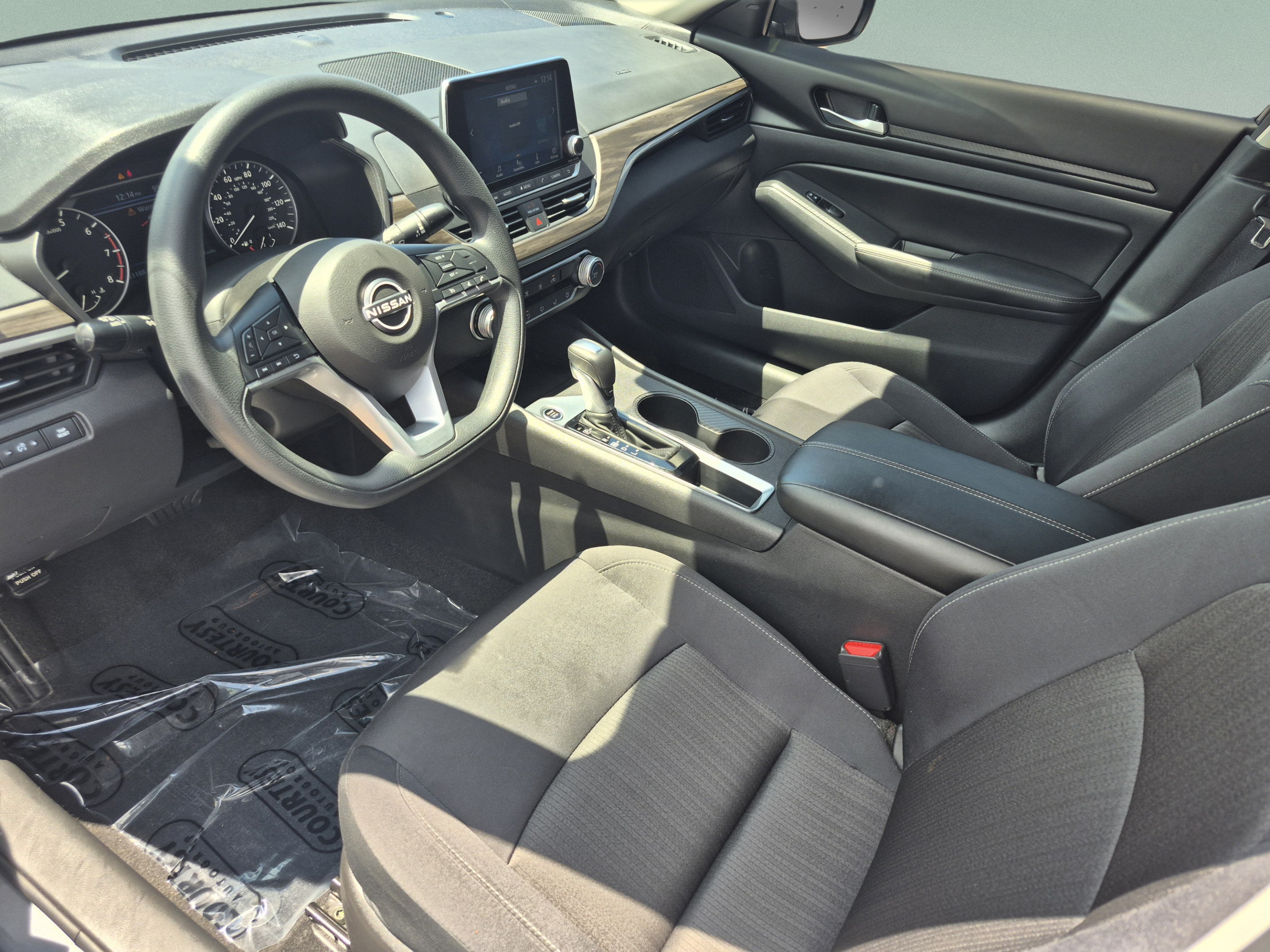 Certified 2025 Nissan Altima 2.5 SV FWD image 18
