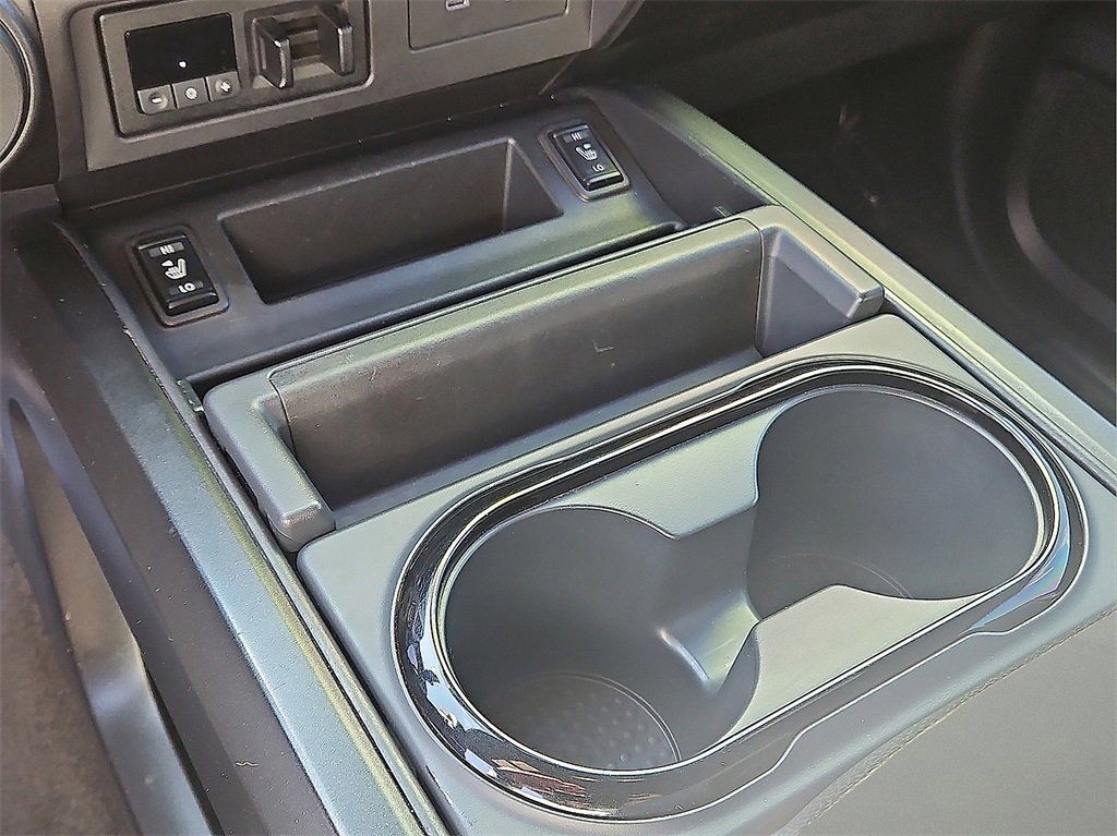 Used 2021 Nissan Titan PRO-4X w/ Pro-4x Convenience Package image 25