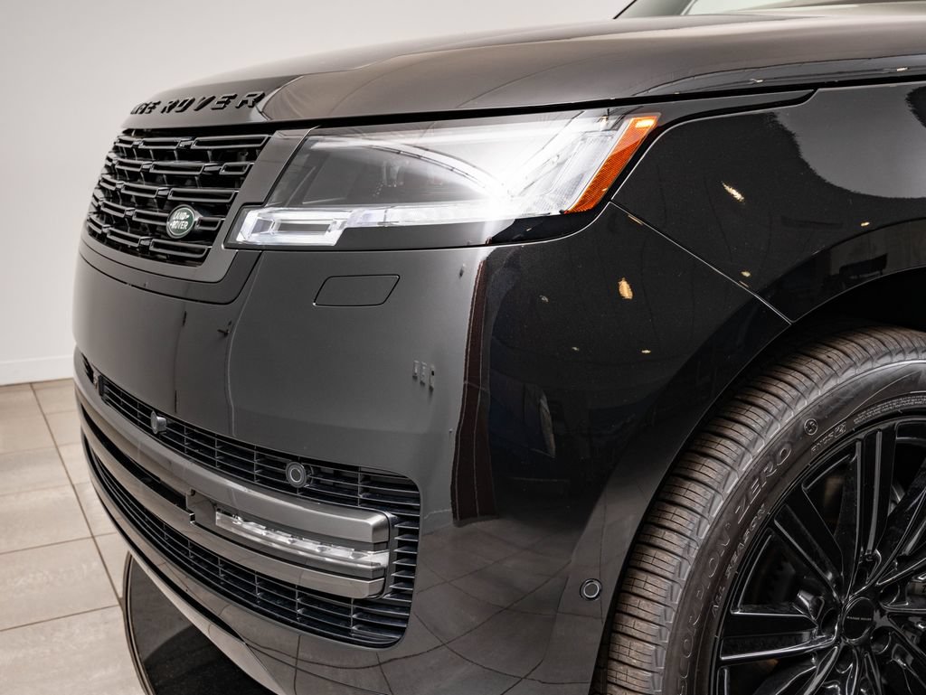 New 2026 Land Rover Range Rover SE AWD/4WD image 3