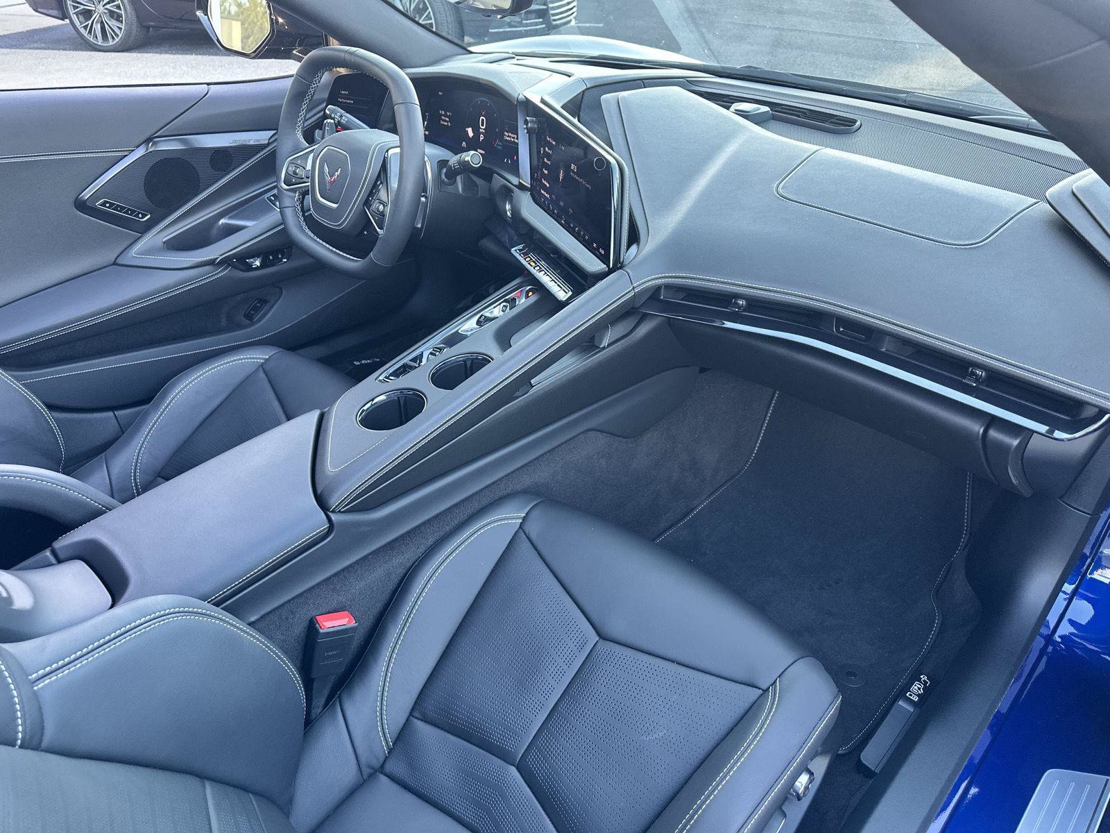 Used 2027 Chevrolet Corvette Grand Sport w/ Z52 Sport Performance Package RWD image 27