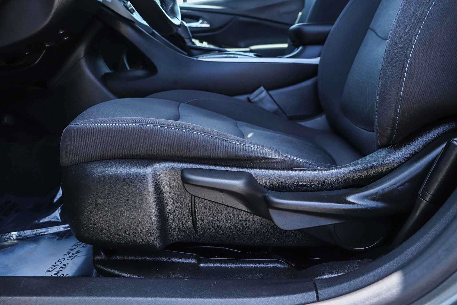 Used 2017 Chevrolet Volt LT FWD image 20