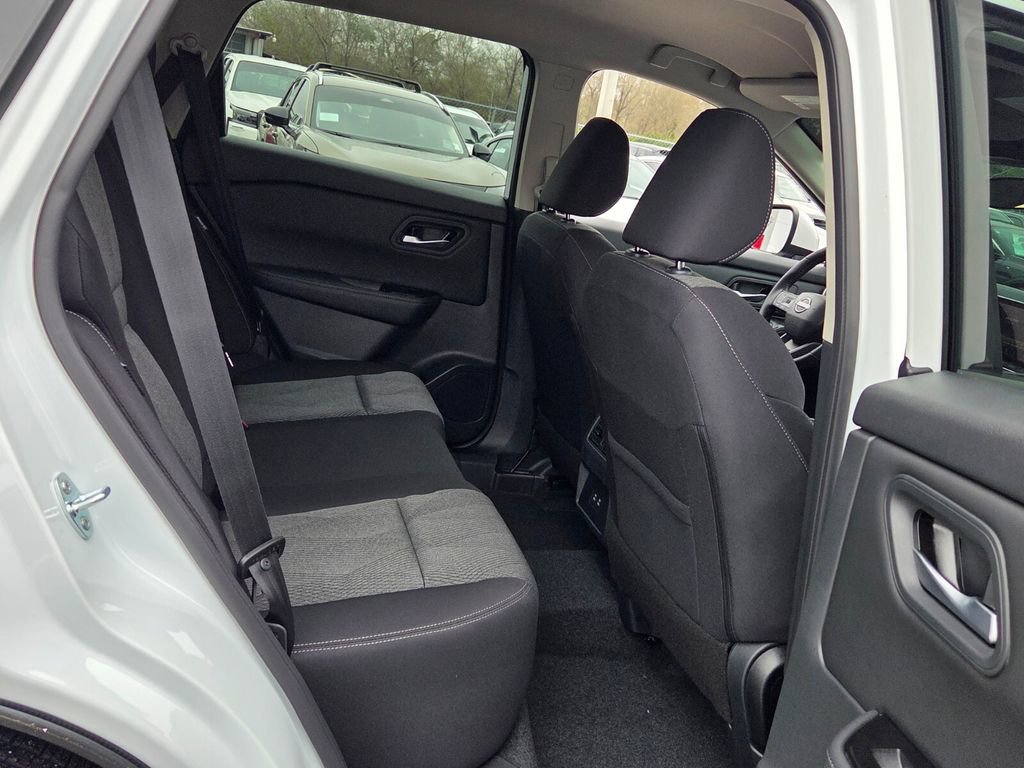 New 2026 Nissan Rogue SV w/ Cold Weather Package image 12