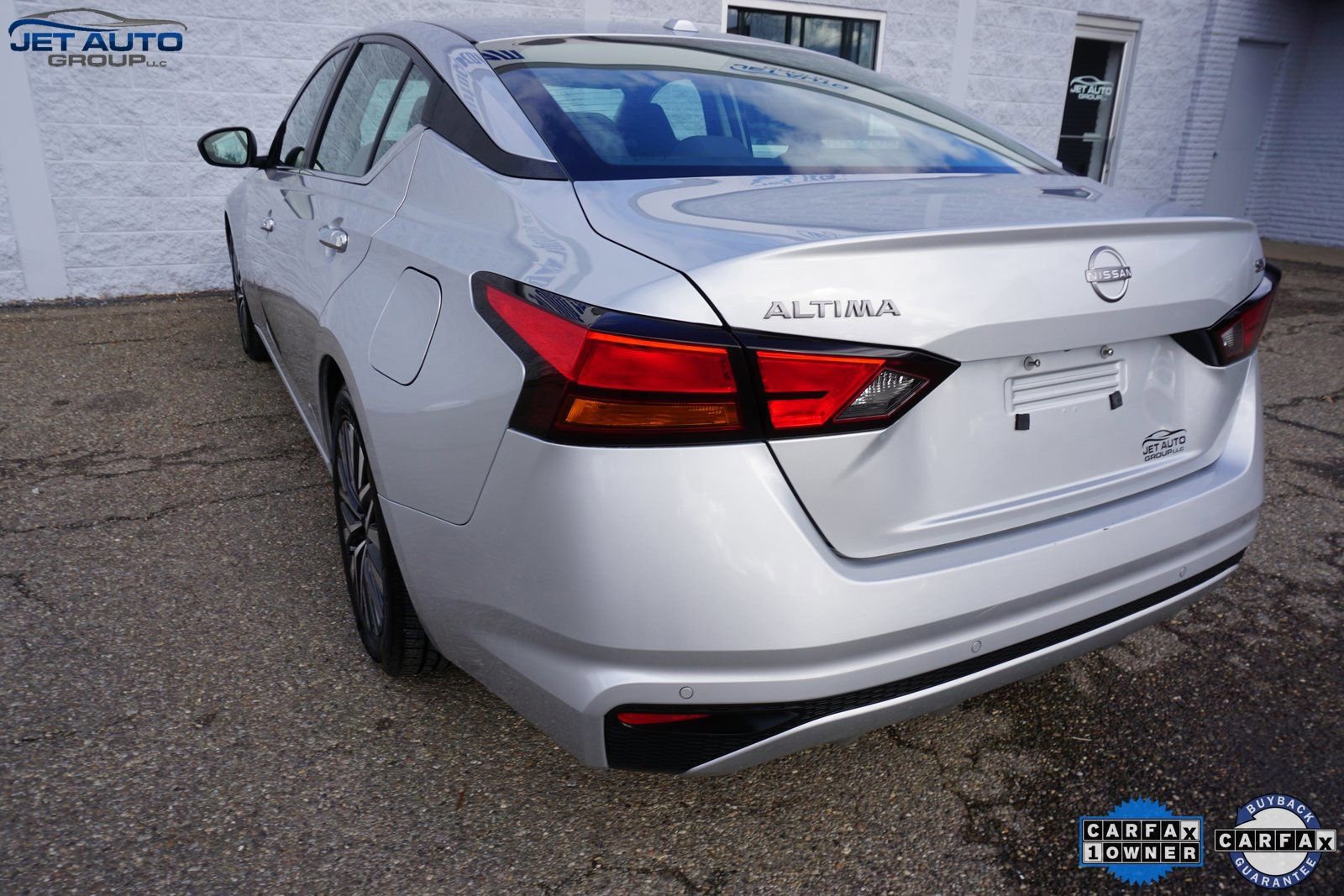 Used 2024 Nissan Altima 2.5 SV image 9