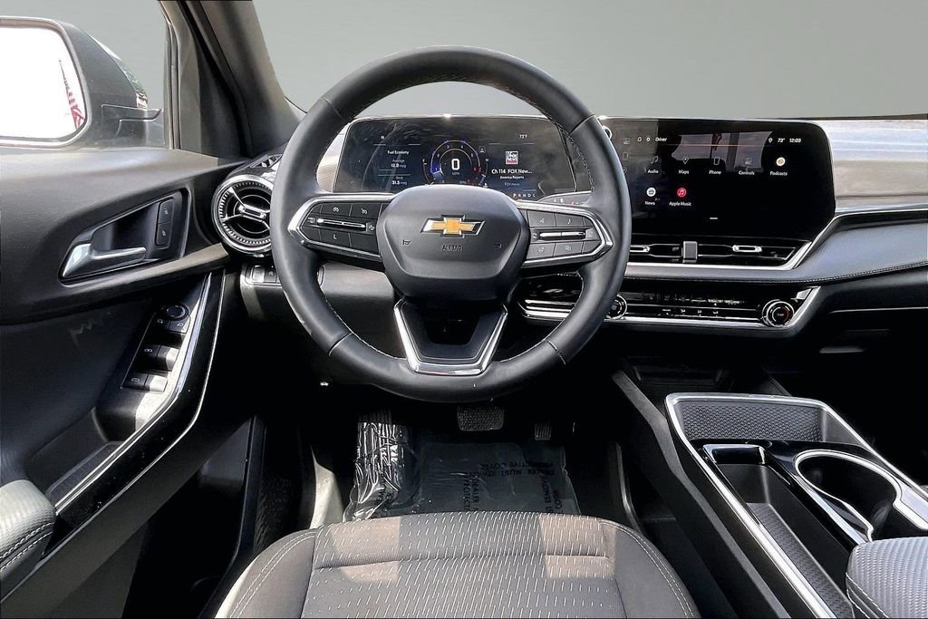 Used 2025 Chevrolet Equinox LT FWD image 5