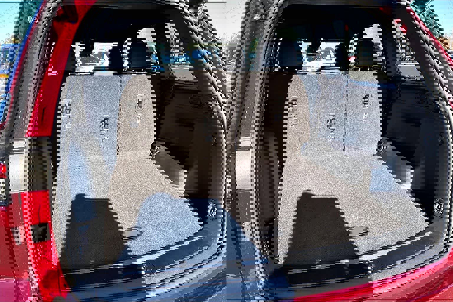 New 2025 Jeep Grand Cherokee Altitude image 19