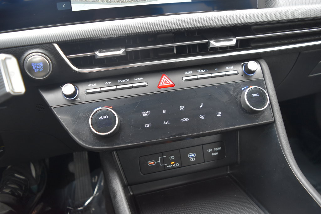 Used 2026 Hyundai Sonata Blue FWD image 16