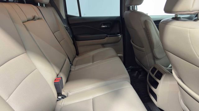 Used 2019 Honda Ridgeline RTL image 16