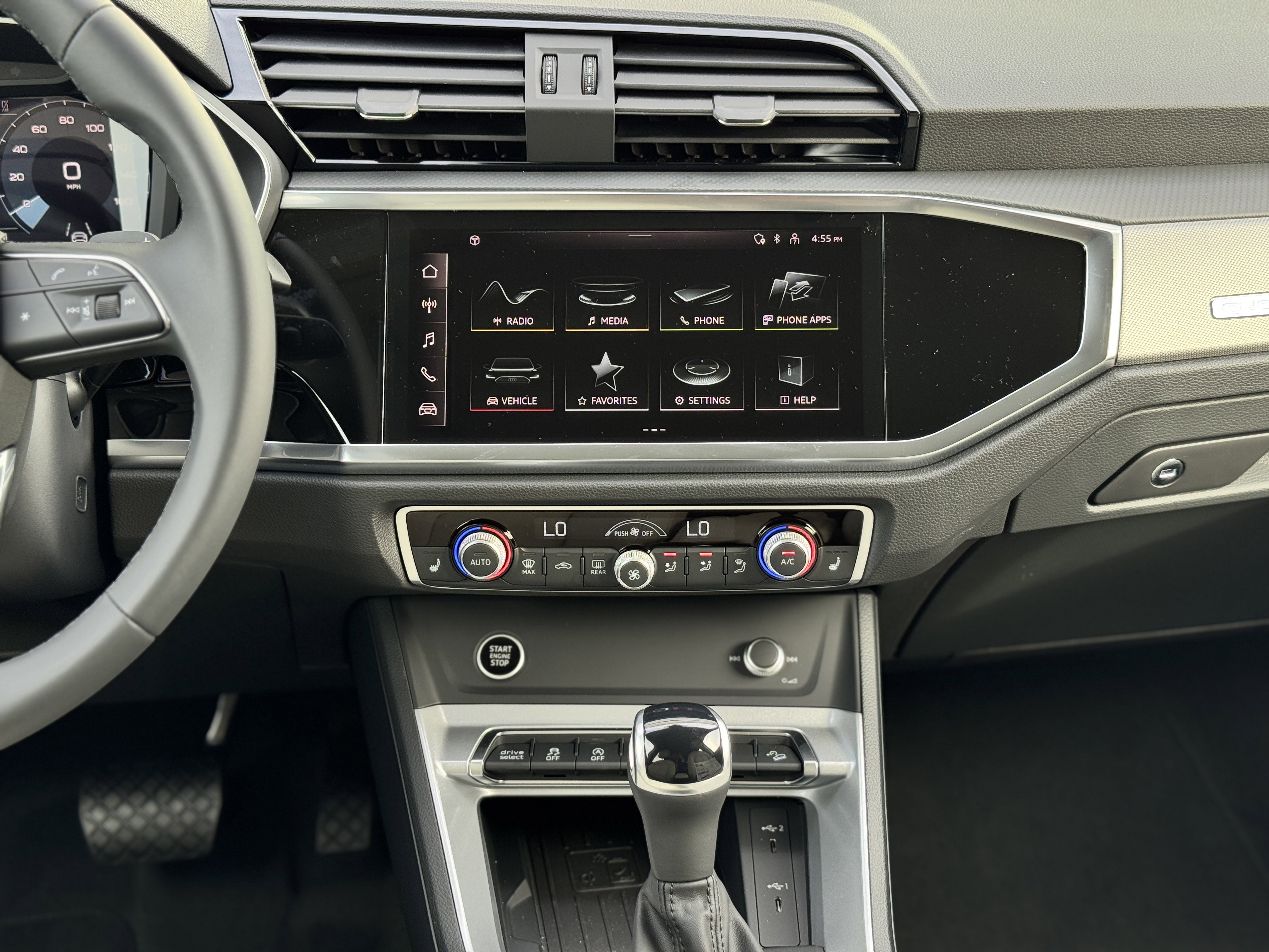 New 2025 Audi Q3 2.0T Premium image 12