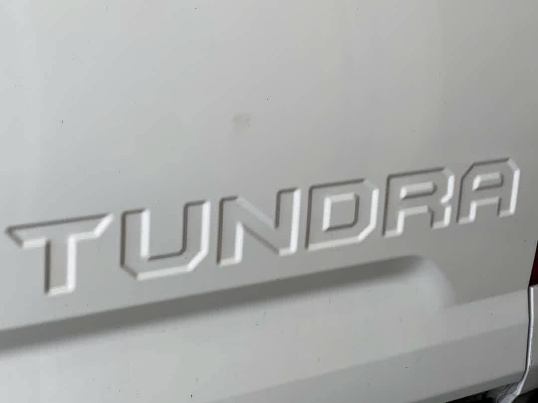Used 2018 Toyota Tundra Platinum AWD/4WD image 11