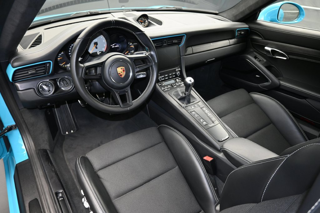 Certified 2018 Porsche 911 GT3 RWD image 4