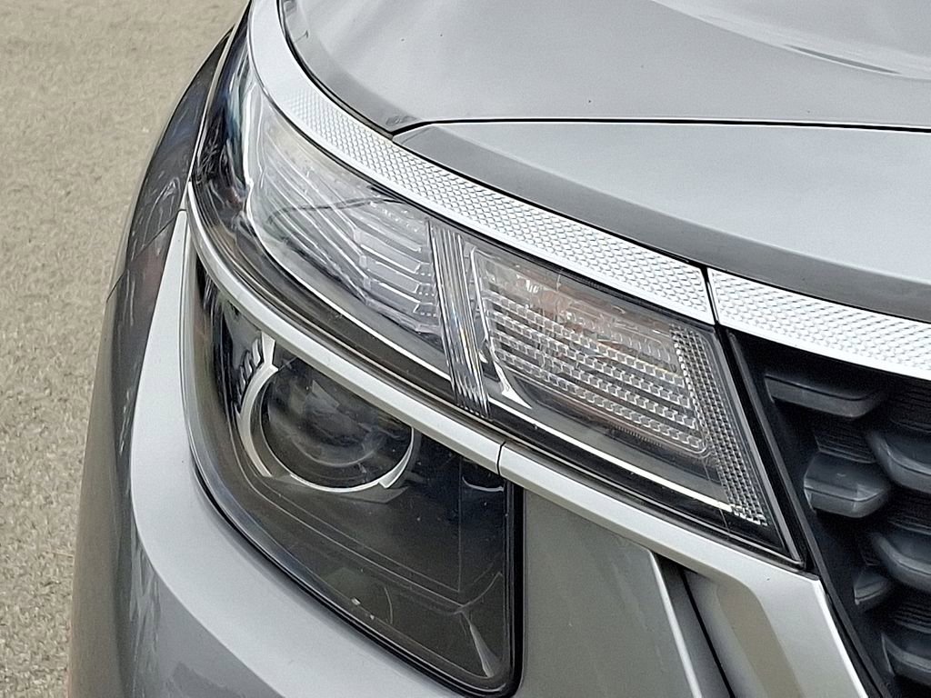 Used 2023 Kia Seltos LX image 9