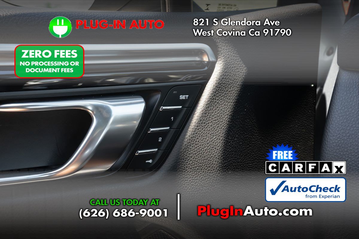 Used 2019 Porsche Macan AWD/4WD image 22