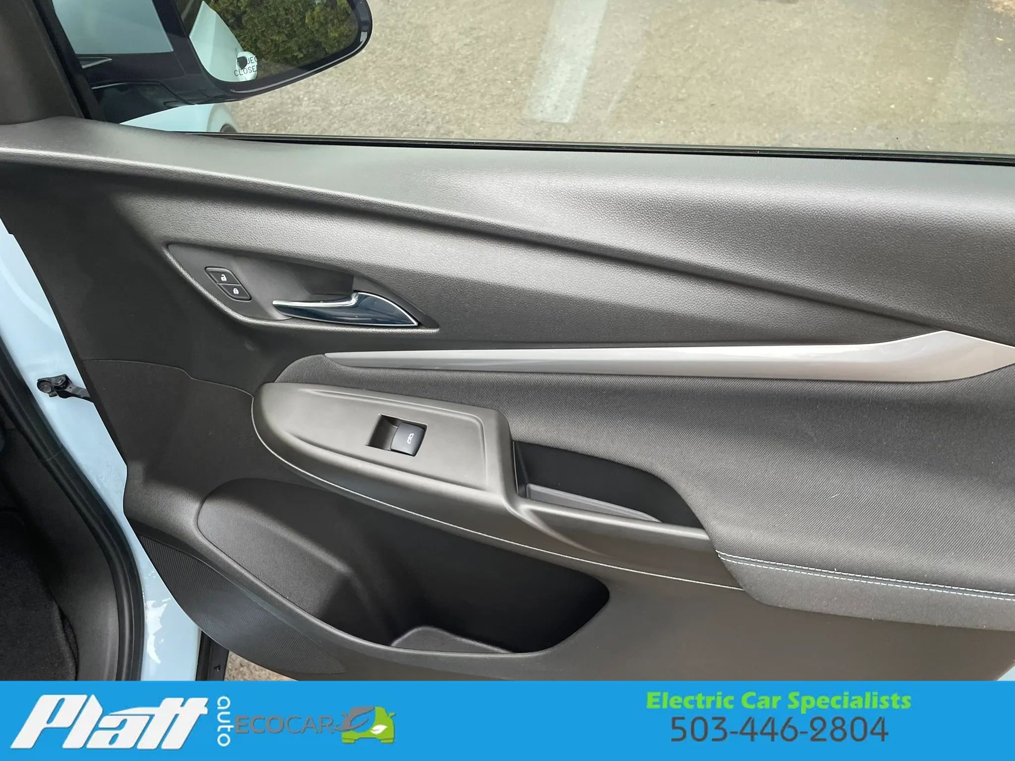 Used 2022 Chevrolet Bolt EUV LT w/ Comfort Package FWD image 49