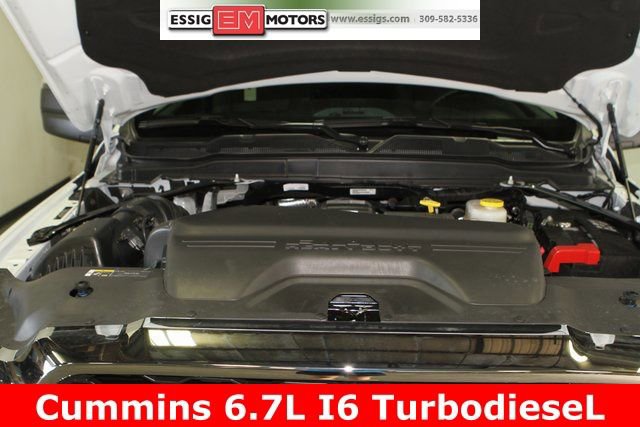 New 2024 RAM 3500 Tradesman image 2