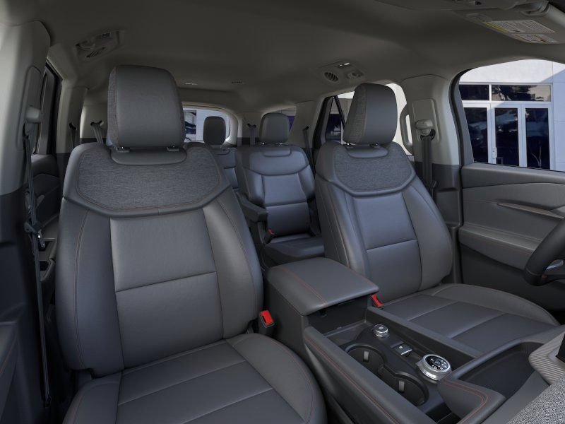 New 2026 Ford Explorer Active w/ Active Comfort Package AWD/4WD image 10