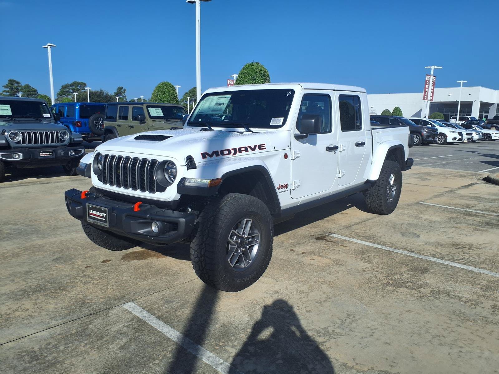 New 2026 Jeep Gladiator Mojave AWD/4WD image 3