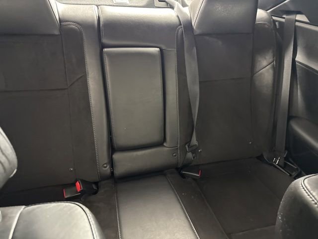 Used 2018 Dodge Challenger GT w/ GT Interior Package image 17