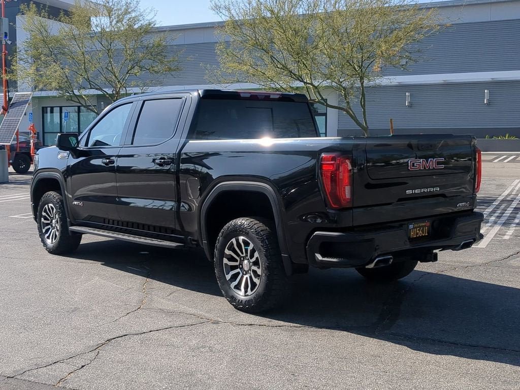 Used 2023 GMC Sierra 1500 AT4 w/ AT4 Premium Package AWD/4WD image 4