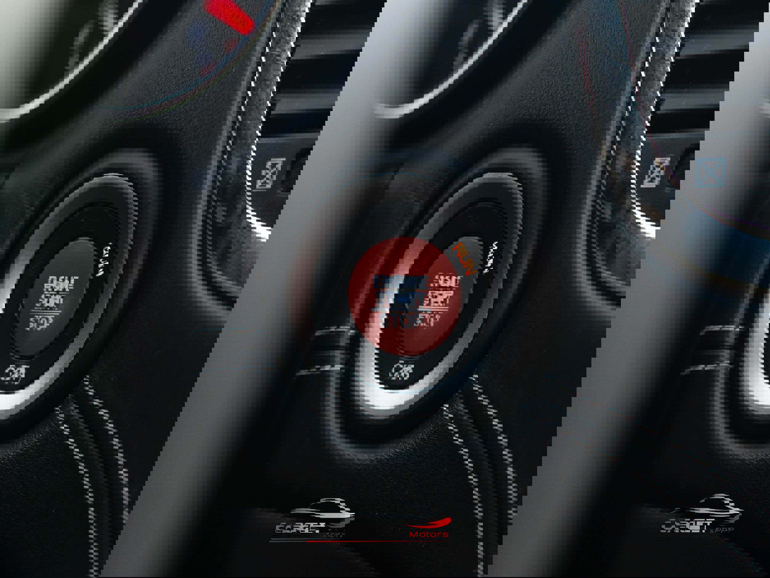 Used 2018 Dodge Durango SRT w/ SRT Interior Appearance Group image 32