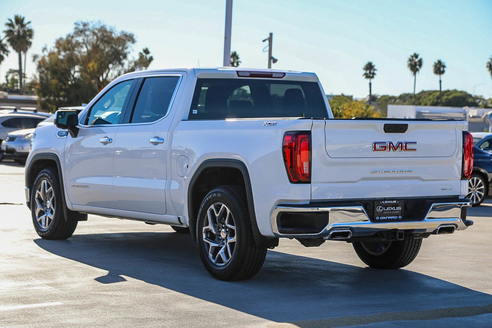 Used 2022 GMC Sierra 1500 SLT image 5